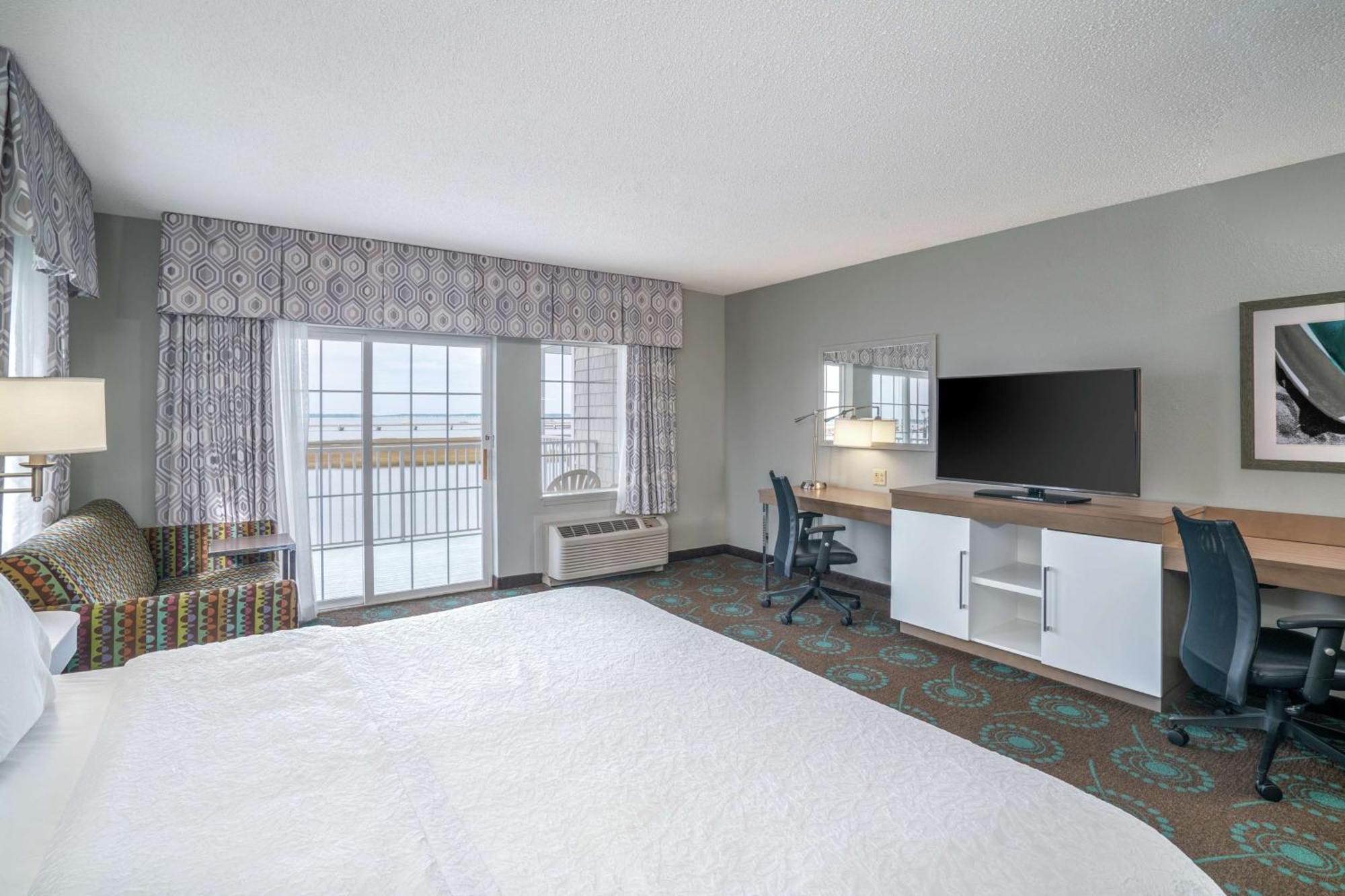 Hampton Inn & Suites Chincoteague-Waterfront, Va Exterior photo